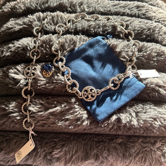 Tory Burch silver logo necklace/bracelet set - Picture 3 of 4